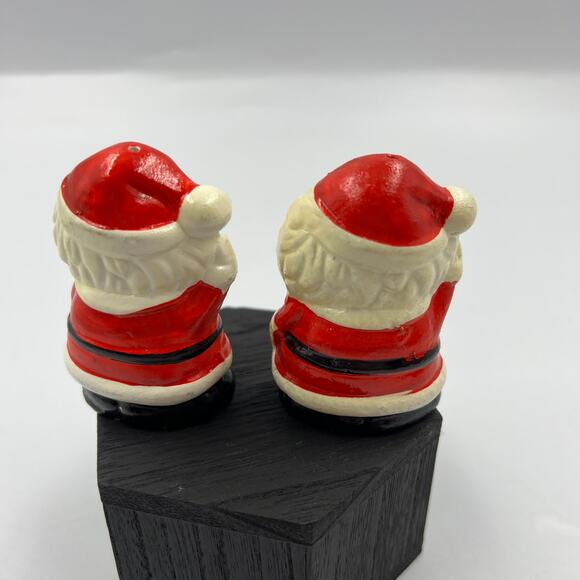 Vintage Mini Salt Shakers Winking Santa Claus Ceramic WDW Figurines Christmas - Picture 4 of 9